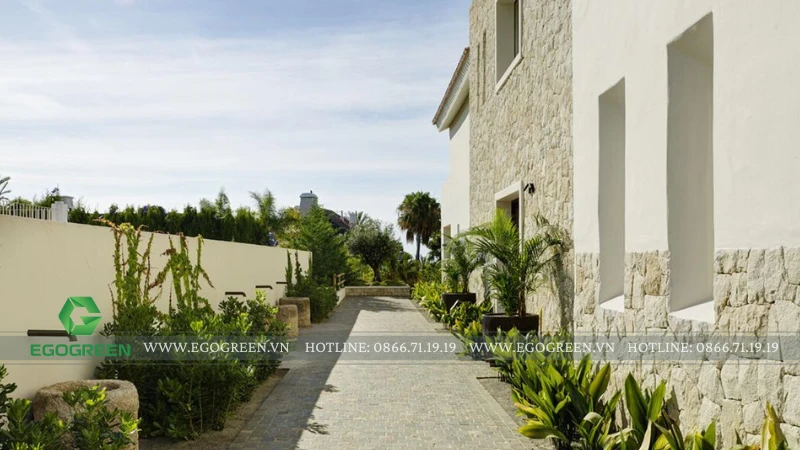 Chi phí thiết kế và thi công sân vườn phong cách Địa Trung Hải 2026